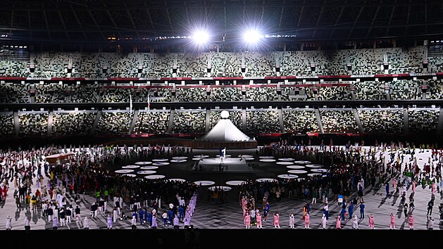 Program bhem zahajovacho ceremonilu na olympijskm stadionu na Letnch olympijskch hrch 2020. (23. ervence 2021)