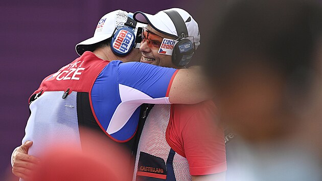 David Kosteleck a Ji Liptk (vlevo) na olympid v Tokiu 2020 (29. ervence 2021)