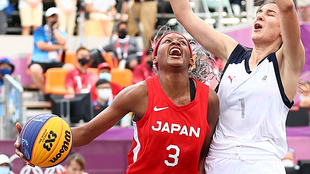 Japonsk basketbalistka (3x3) Stephanie Mawuliov se sna zakonit v utkn...