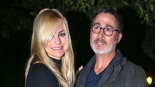 Hereka Anna Farisov a kameraman Michael Barrett