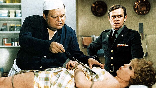 Bobo, velitel �estn� roty a kucha� - �Pane, vy jste vdova!� (1970)