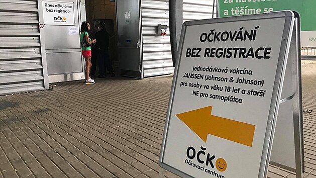 Na výstavišti v Českých Budějovicích začalo očkování bez registrace.