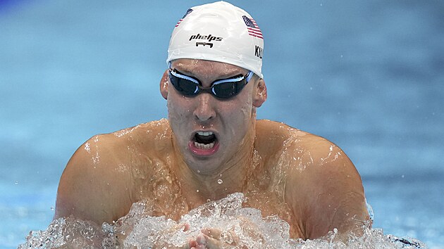 Americký plavec Chase Kalisz v polohovém závodě na 400 metrů.
