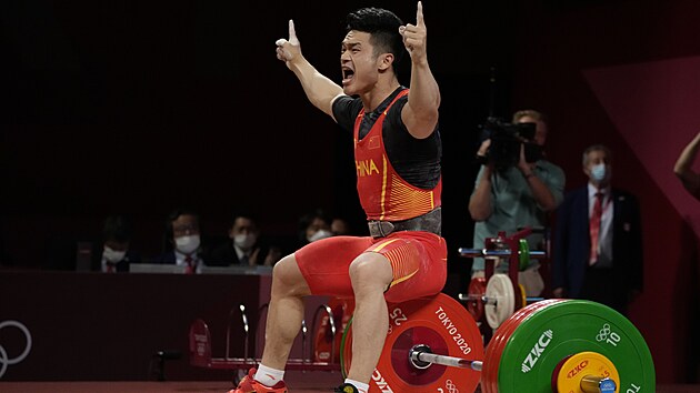 nsk vzpra ' '-jung vyhrl v Tokiu sout do 73 kg ve svtovm rekordu...