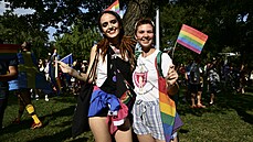 V Budapeti na Gay Pride protestovaly tisíce lidí proti zákazu osvty o LGBT....