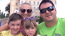 Rodina olympijského vítěze Jiřího Liptáka. Manželka Petra a děti Daniel a...