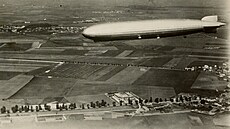 LZ-127 Graf Zeppelin 25. srpna 1930 nad letitm Kbely