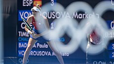 Markéta Vondrouová se vydýchává ve tvrtfinále olympijského turnaje v Tokiu. 