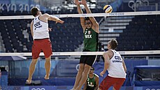 Plá�oví volejbalisté Ond�ej Peru�i� a David Schweiner na olympiád� v Tokiu...