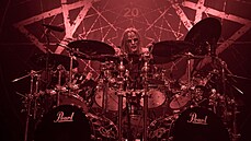 Joey Jordison za bicími v kapele Slipknot