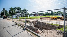 Stavba nového kruhového objezdu silnice a podchodu v Tebechovicích pod Orebem...