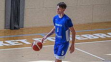 Ondřej Hanzlík na předolympijském tréninku českých basketbalistů