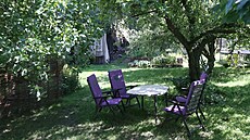 Ukázková p�írodní zahrada U malí�e v Myslovicích na Klatovsku (15. 7. 2021)