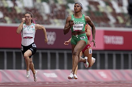 Nigerijská sprinterka Blessing Okagbareová byla na oH v Tokiu kvli dopingu...