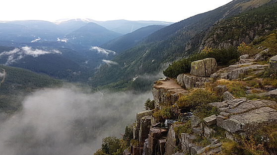 Pohled na Krkonoše od Pančavského vodopádu