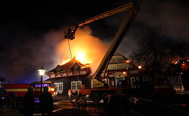 Libušín zachránila dechberoucí rekonstrukce. Dřevo se kácelo po úplňku