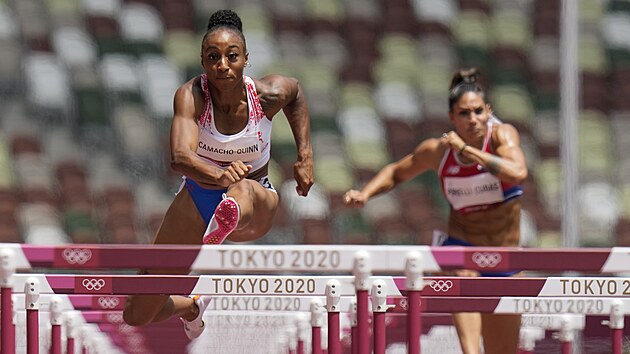 Portorianka Jasmine Camachov-Quinnov vtz v bhu na 100 metr pekek (31. ervence 2021)