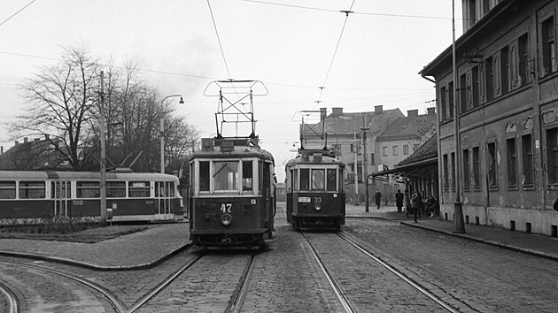 Smyka Svinov, 26. 12. 1967. Do Kyjovic mohly v t dob kvly absenci obratov smyky jezdit  pouze star typy tramvajovch voz. 
GPS: 49.8215089N, 18.2079411E