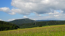 Jméno Ostae je odvozeno od sv. Eustacha (Ostacha), patrona myslivc a lovc.