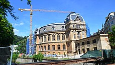 Rekonstrukce  Císaských lázní v Karlových Varech, stav 30. ervence 2021