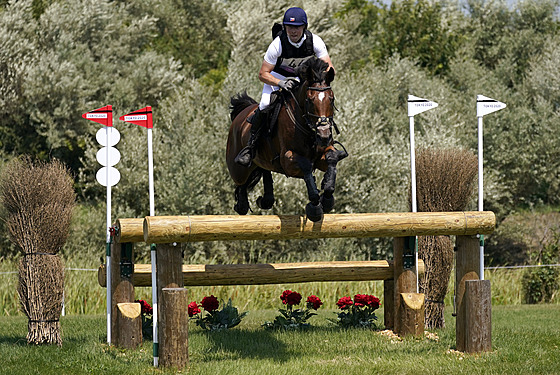 Miroslav Trunda v disciplín� cross country na olympiád� v Tokiu.