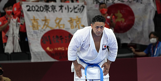 Japonský karatista Rjo Kijuna získal na olympijských hrách v Tokiu zlato v...