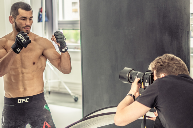 Muradov měl na Slovensku další svatbu, zároveň tam získal trvalý pobyt