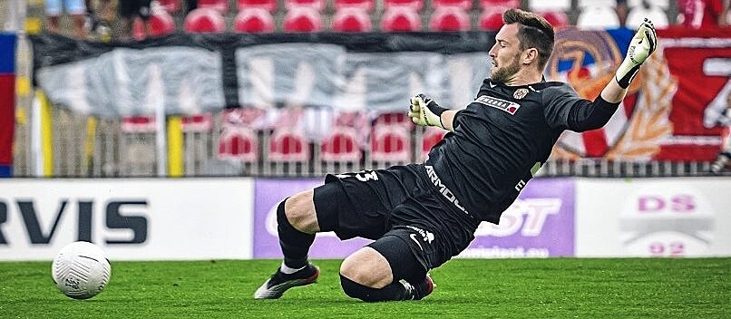 Branká� Martin Berkovec ze Zbrojovky Brno