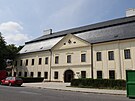 Velká rekonstrukce zámku Kinských ve Valaském Meziíí zaala v roce 2019 a...