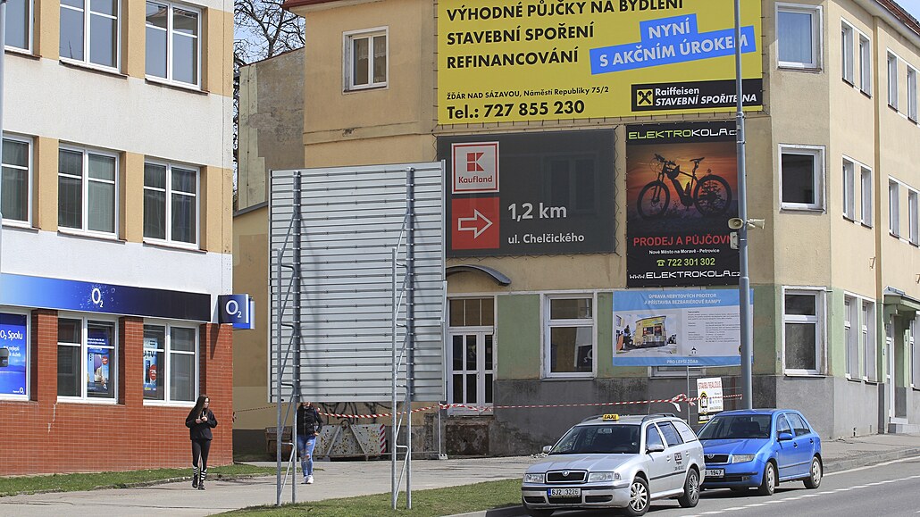 Z budovy Domu d�tí a mláde�e, který provozuje m�stská p�ísp�vková organizace...
