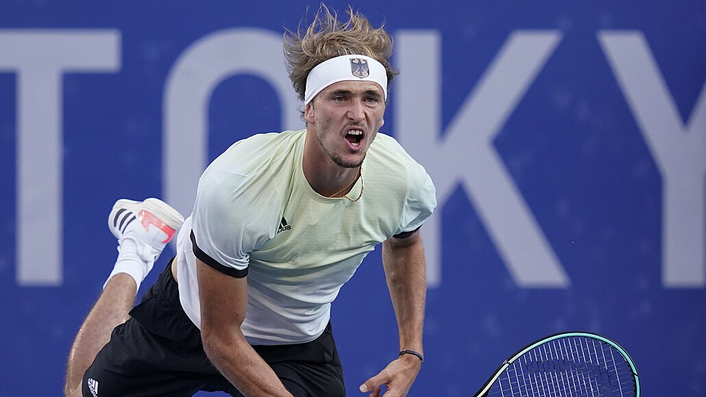Tenistům v Tokiu kraloval Zverev, v boji o zlato smetl Chačanova
