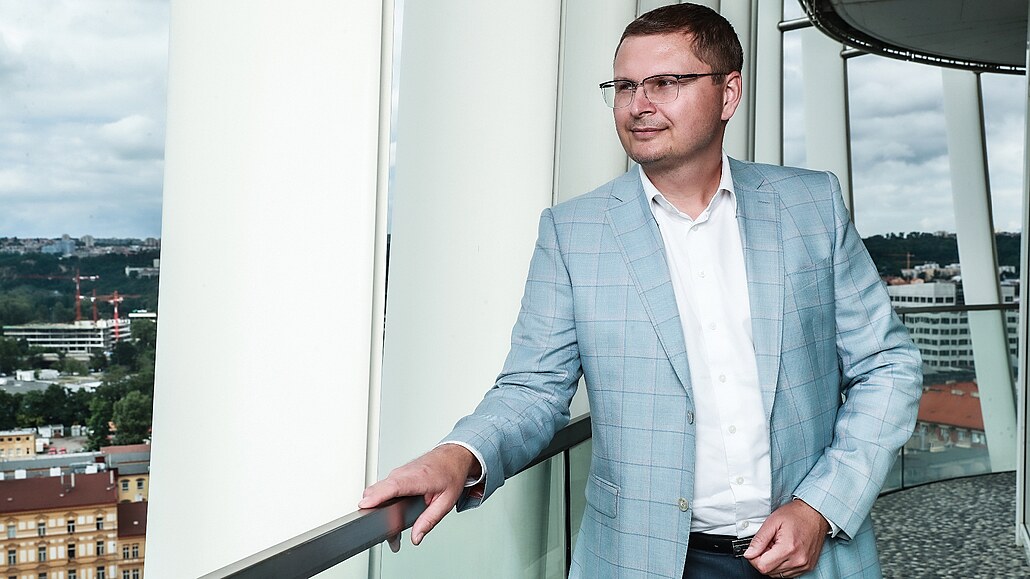 Bydlení není drahé, to kupní síla je malá, říká Anderle ze Sekyra Group