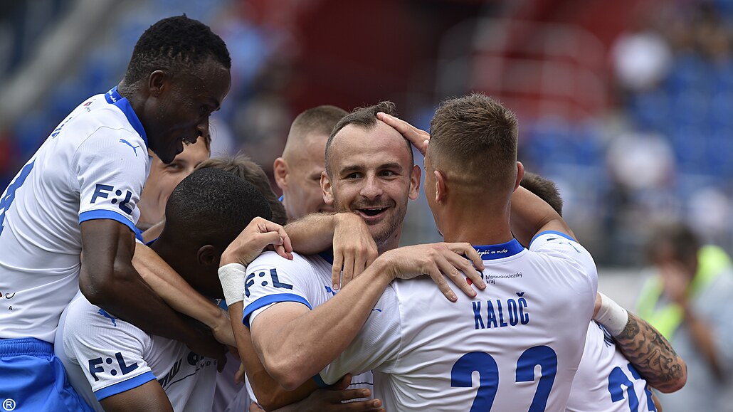 Ostrava - Zlín 5:1, demolice, čtyři góly za půl hodiny. Dva dal Lischka