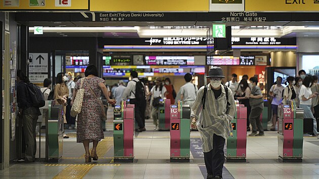 Stanice metra v Tokiu, kde tonk pobodal 10 lid. (6. srpna 2021)