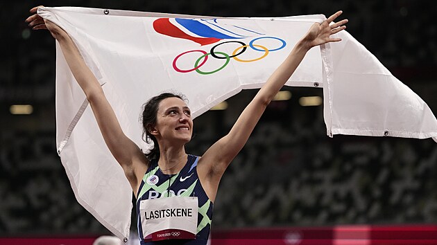 Marija Lasickeneov se raduje po svm triumfu v olympijsk souti vkaek.