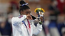 Dojatá Simone Bilesová získala olympijský bronz na kladin.