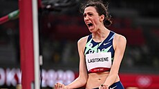 Ruská výškařka Marija Lasickeneová se raduje na olympijských hrách v Tokiu.