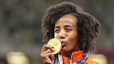 Nizozemka Sifan Hassanová vyhrála v Tokiu závod na 5000 metr, te triumfovala...