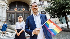 Pražský primátor Zdeněk Hřib, ředitel festivalu Prague Pride Tom Bílý a radní...