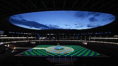 Plocha olympijského stadionu ped zahájením závreného ceremoniálu letních...