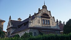 Obereignerova vila v Pod�bradech. Pou�ná i pro Pra�áky