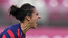 Americká fotbalistka Carli Lloydová  slaví gól v utkání o bronz na OH v Tokiu.