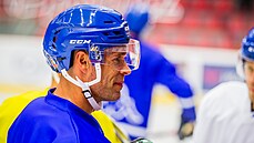 Michal Vondrka na tréninku hokejist eských Budjovic.