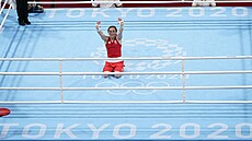 Irská boxerka Kellie Anne Harringtonová slaví olympijský titul.