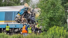 Při srážce dvou vlaků na Domažlicku zemřeli tři lidé. (4. 8. 2021)