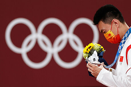 Stíbrná medailistka Zhu Yaming z íny vybojoval pro ínu pouze stíbro v...