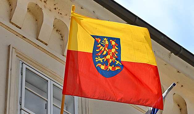 „Náprava historické křivdy.“ Nad Moravou má zavlát nová zemská vlajka, jak bude vypadat?
