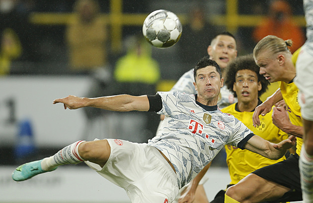 Bayern ovládl německý Superpohár. Koučovu kletbu odstřelil Lewandowski