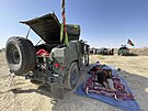 Afghántí vojáci spí nedaleko msta Kandahár jihozápadn od Kábulu. (13. srpna...