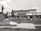 Sokolovna v Kojetín byla slavnostn otevena v roce 1928. Hostovali zde Adina...